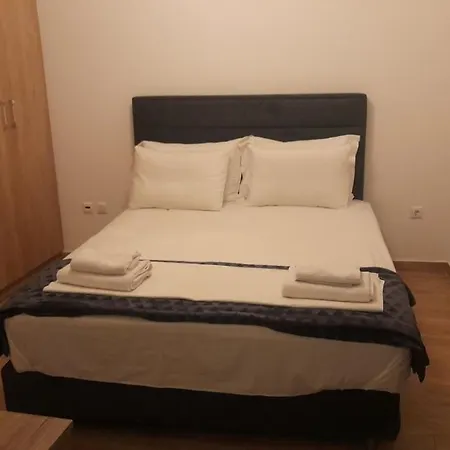 Mythos Apartment *